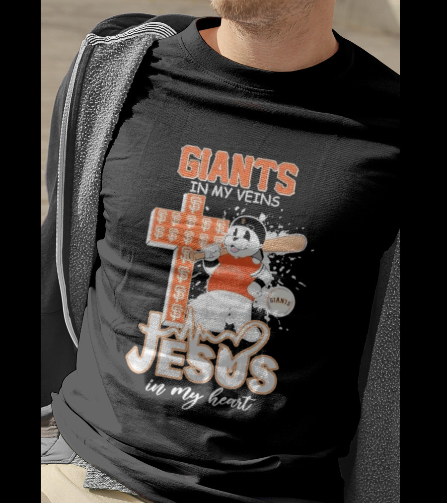 San Francisco Giants In My Veins Jesus In My Heart Baseball Cross Panda T-Shirt