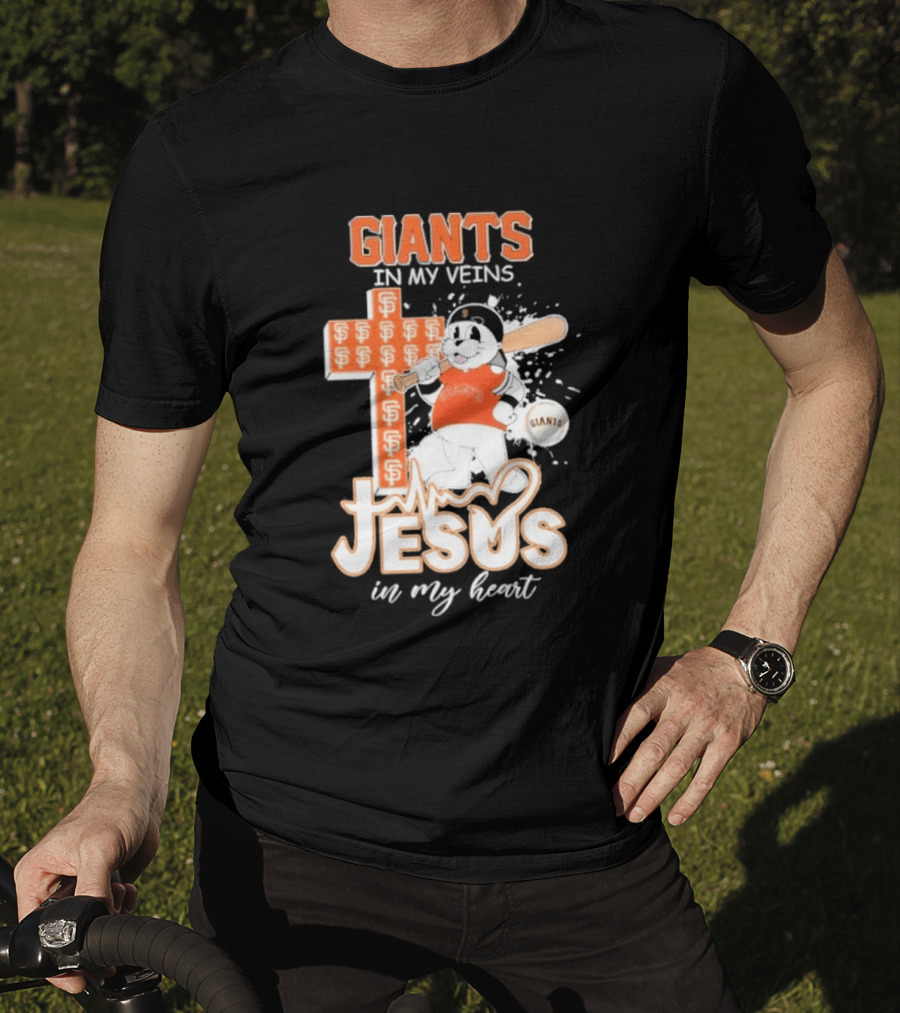 San Francisco Giants In My Veins Jesus In My Heart Baseball Cross Panda T-Shirt