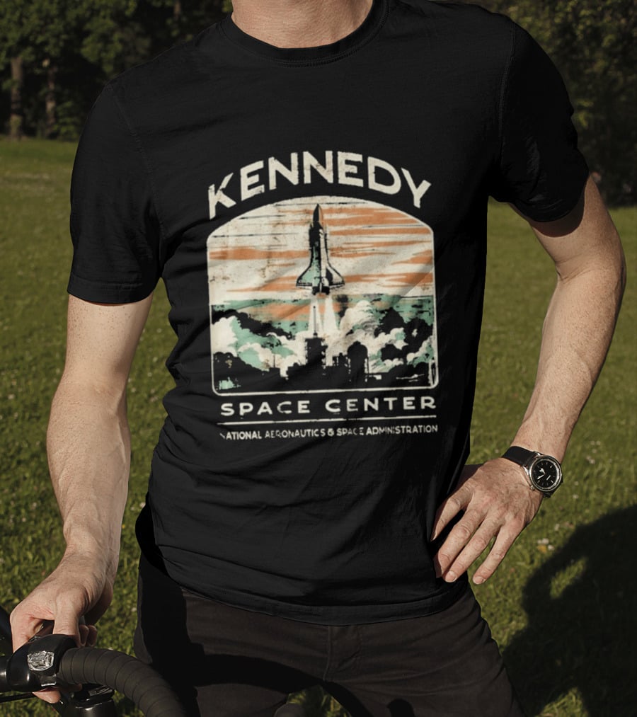 Kennedy Space Center Shuttle Launch NASA Vintage National Aeronautics And Space Administration T-Shirt