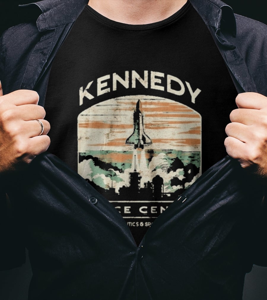 Kennedy Space Center Shuttle Launch NASA Vintage National Aeronautics And Space Administration T-Shirt