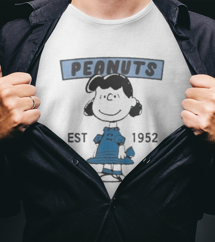 Peanuts Lucy Smile Est 1952 Vintage Comic T-Shirt