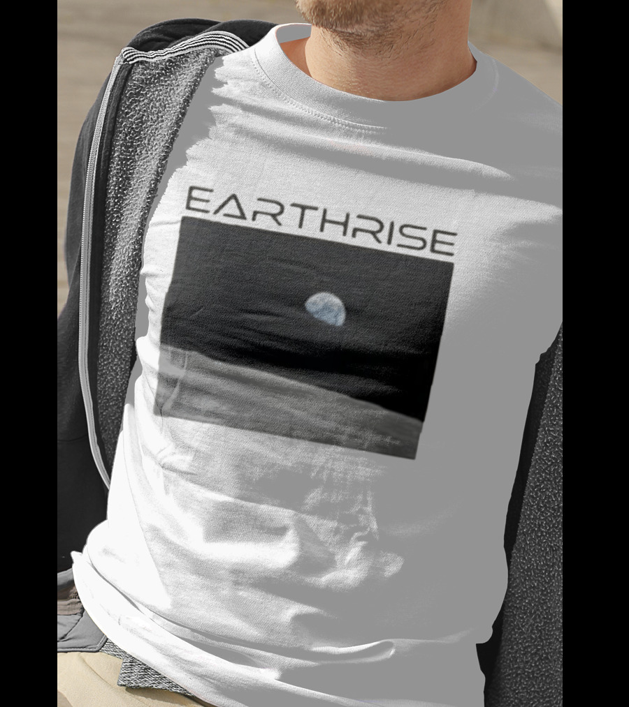 Artemis Mission Earthrise Moon View T-Shirt