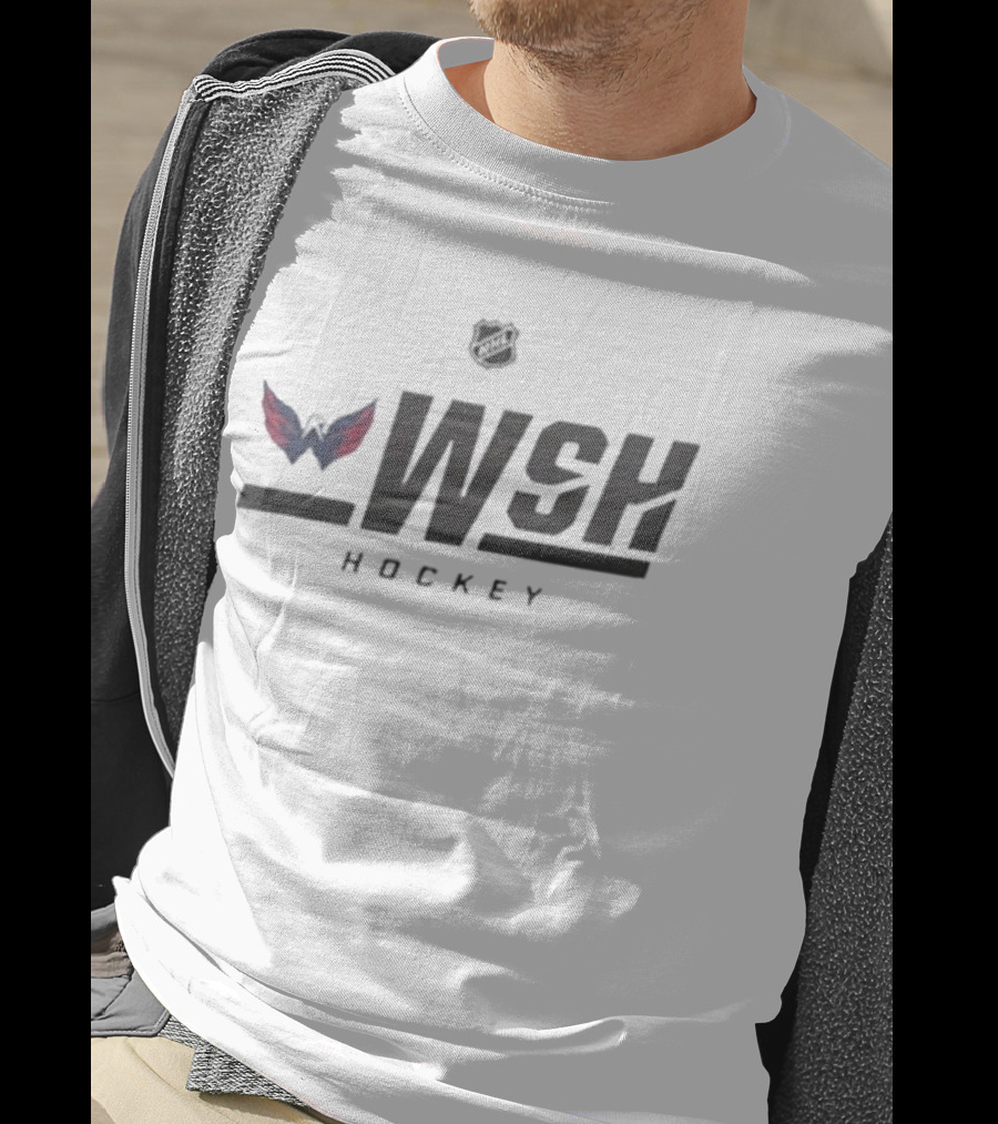 WSH Capitals Hockey 2026 NHL Vintage Winged Puck T-Shirt