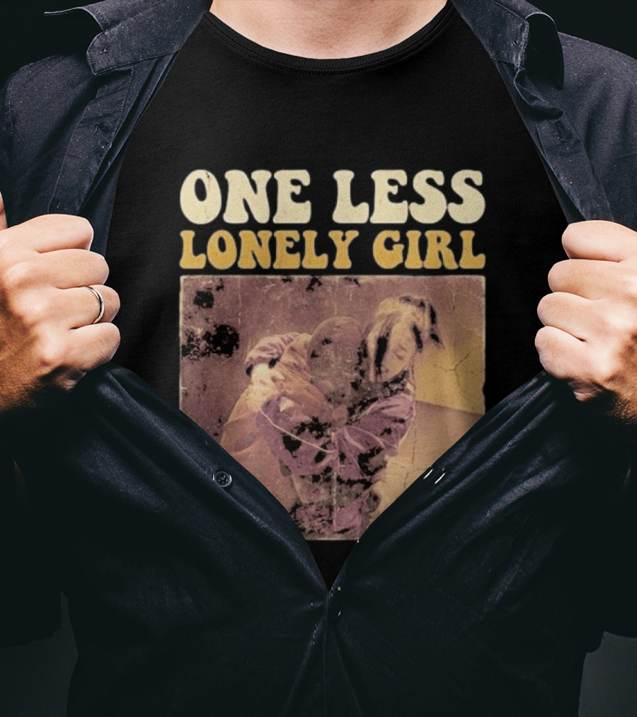 Billie Eilish Justin Bieber One Less Lonely Girl Vintage Style Hug Scene T-Shirt