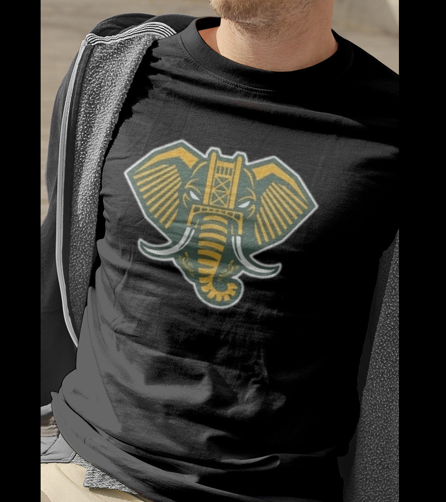 Sacramento Home Run Elephant Golden Bridge T-Shirt