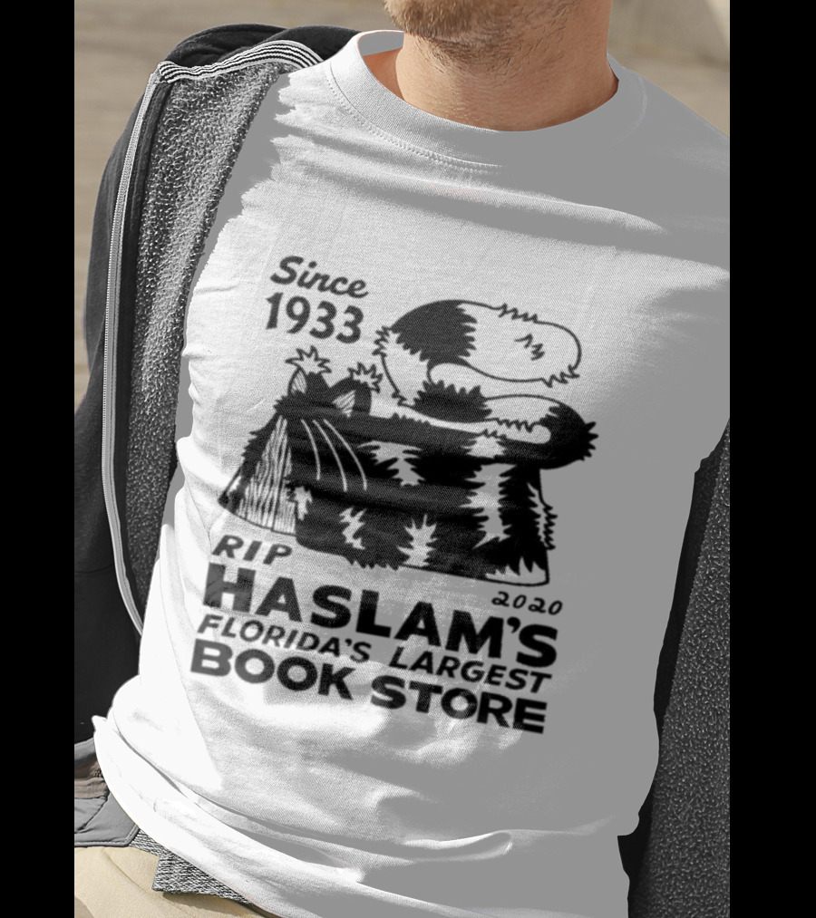 Since 1933 RIP 2020 Haslam's Florida's Largest Book Store Snoopy Doghouse T-Shirt