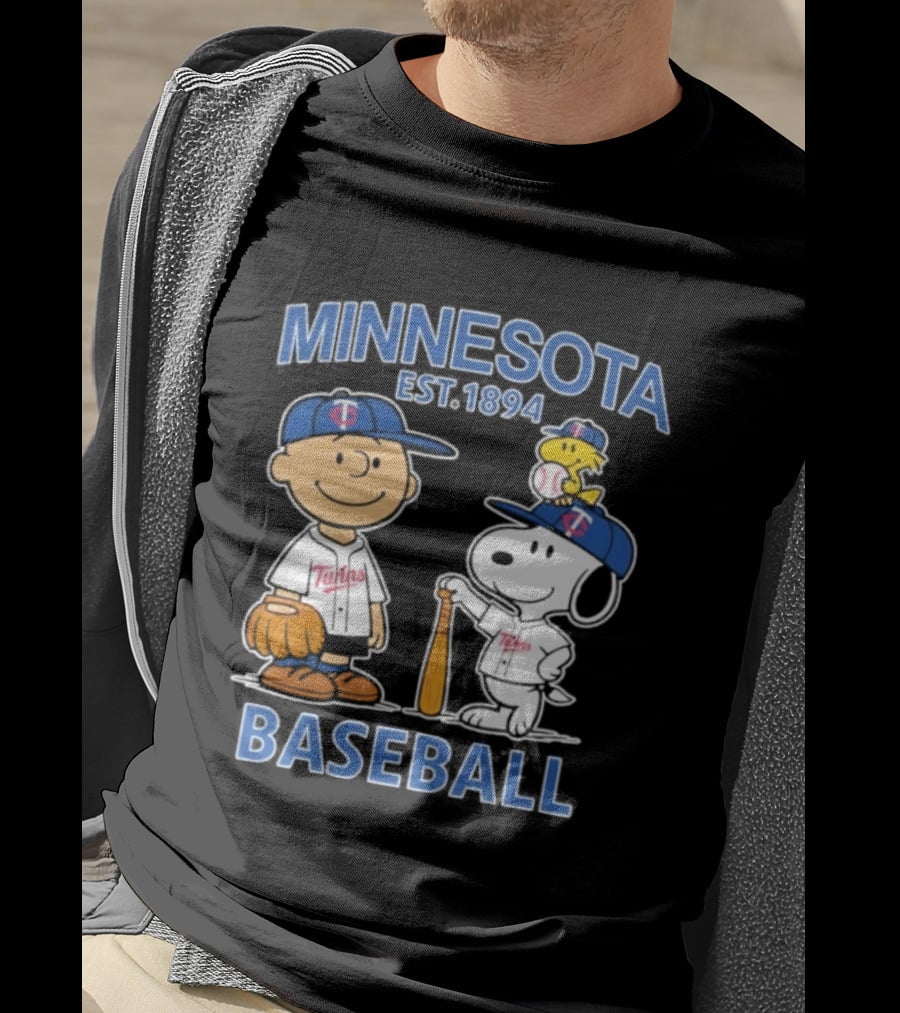 Minnesota Twins Baseball Est 1894 Snoopy Woodstock Charlie Brown T-Shirt
