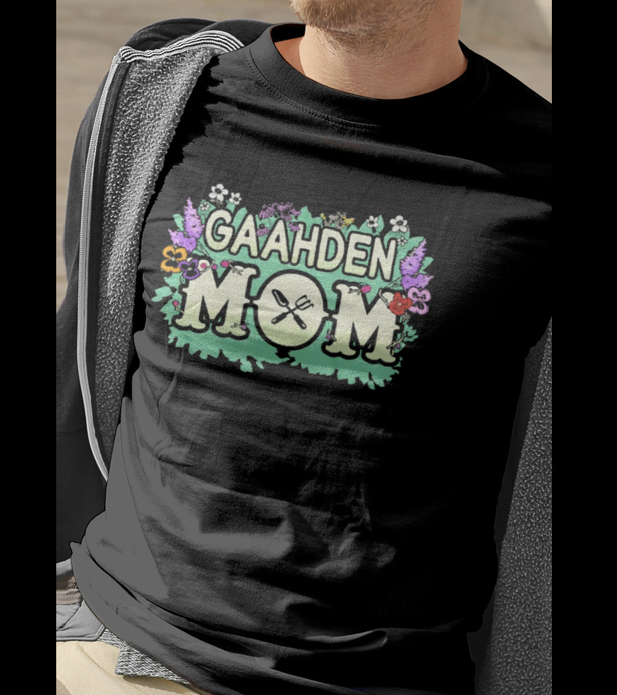 Gaahden Mom Gardening Tools Floral T-Shirt