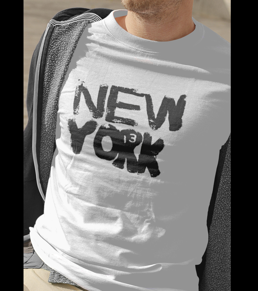 New York The Miniature Wife Lulu 13 T-Shirt