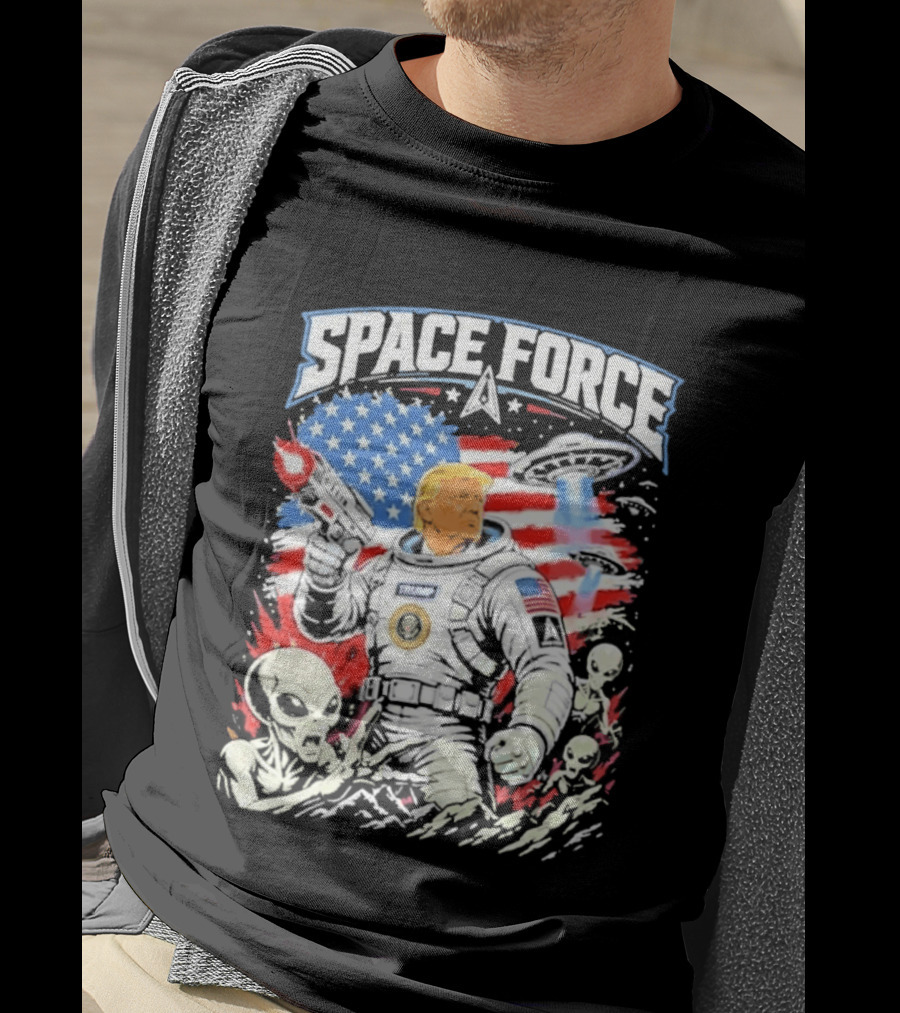 Space Force Trump Alien UFO America Flag Astronaut T-Shirt