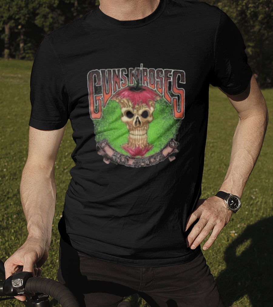 Guns N Roses Bad Apple Skull Use Your Illusion Tour 1991 1993 T-Shirt