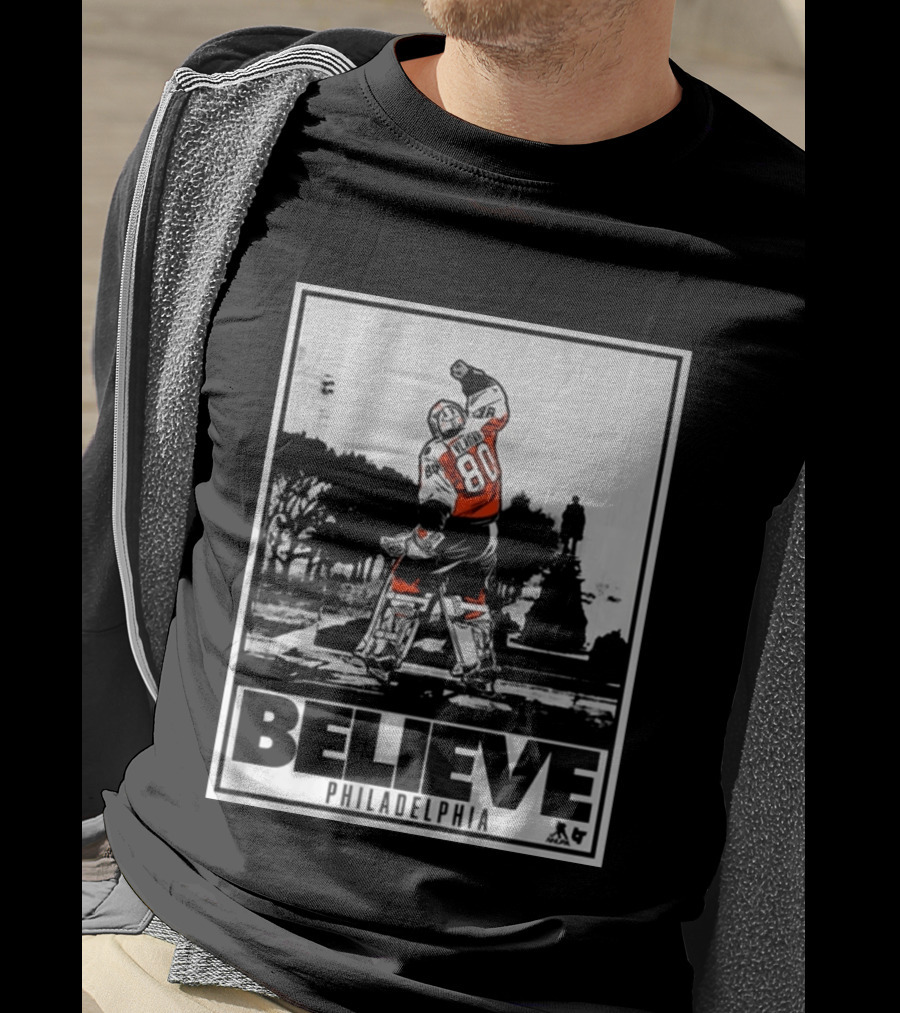 Dan Vladar 80 Jersey Believe Philadelphia Statue Hockey Scene T-Shirt