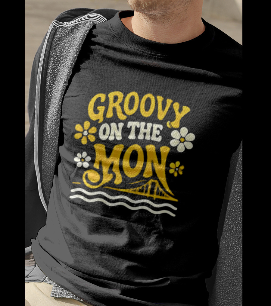 Pittsburgh Riverhounds SC Groovy On The Mon With Flowers And Bridge T-Shirt