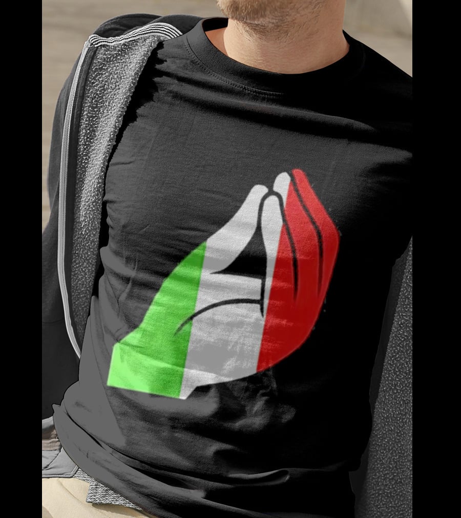 Italian Hand Gesture Ma Che Vuoi Green White Red T-Shirt