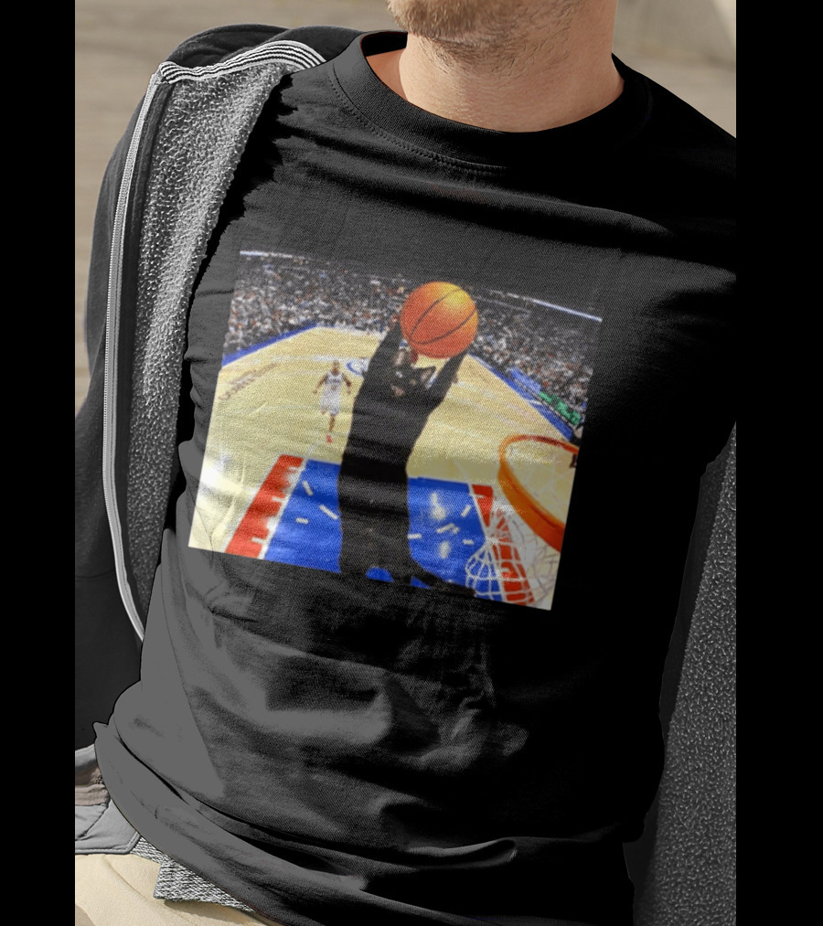 Jarrett Allen Cat Dunking Basketball On Court T-Shirt