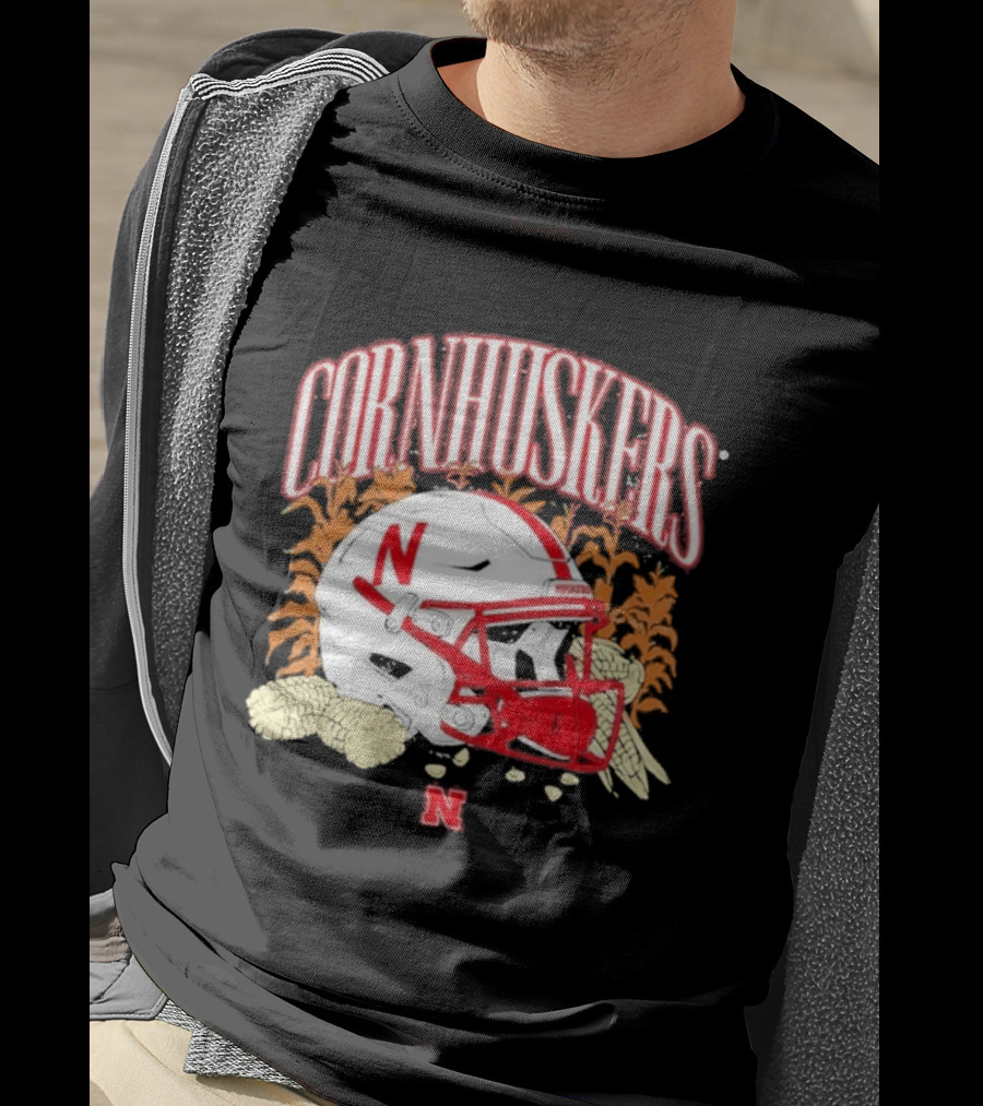 Cornhuskers Nebraska Football Helmet Ncaa Corn Stalks Iconic Red Letter N T-Shirt