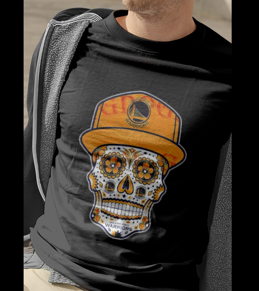 Golden State Warriors Sugar Skull Día De Muertos Cap And Floral T-Shirt