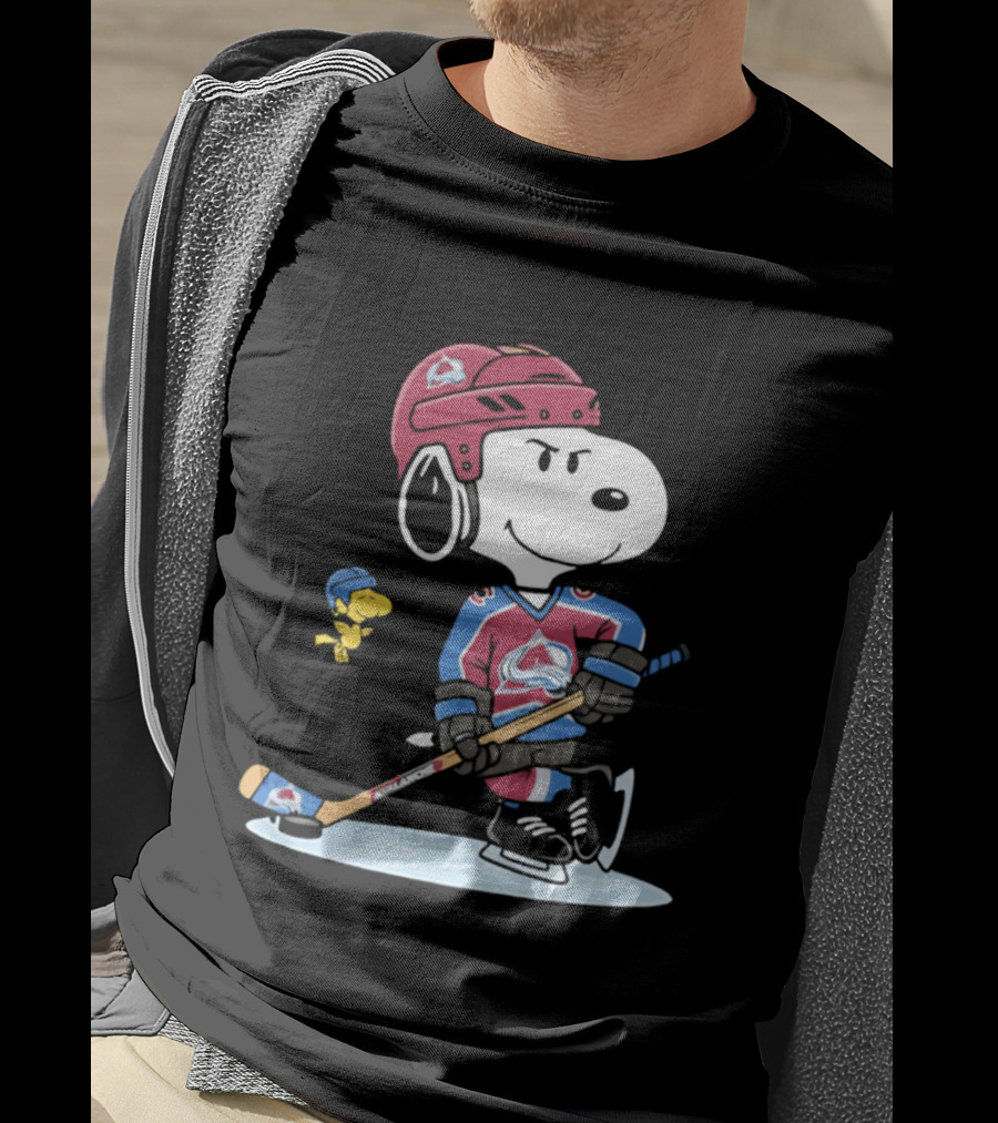 Snoopy Woodstock Colorado Avalanche NHL Hockey Peanuts Collaboration T-Shirt