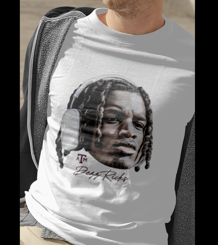 NCAA Football Texas A&M Aggies Dezz Ricks Game Face Headphones T-Shirt