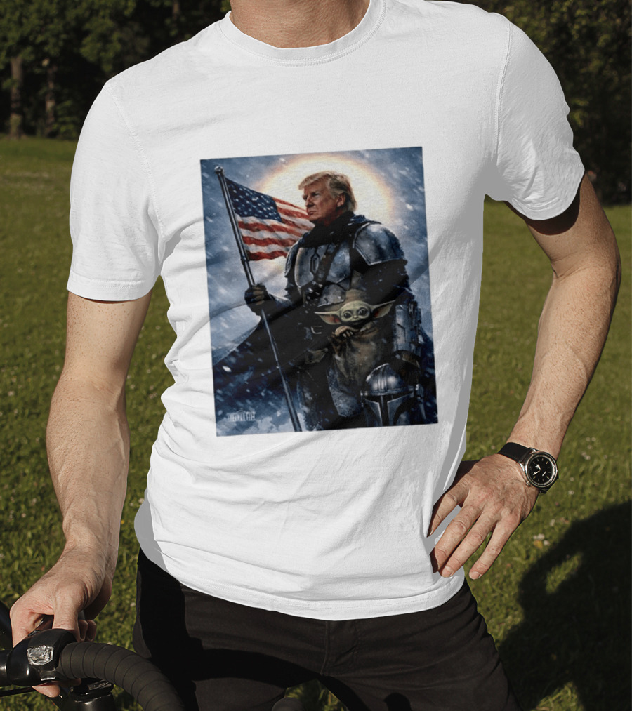 Donald Trump As The Mandalorian Holding American Flag With Grogu Star Wars T-Shirt
