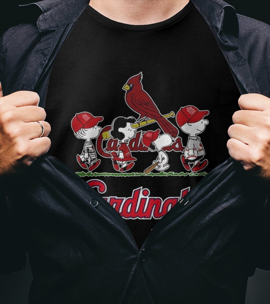 St. Louis Cardinals Peanuts Snoopy Charlie Brown Lucy Baseball T-Shirt