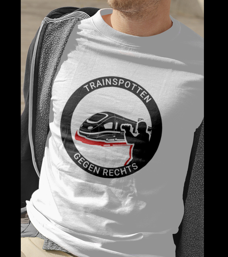 Trainspotten Gegen Rechts Train And Photographer Silhouette Anti Right Movement T-Shirt