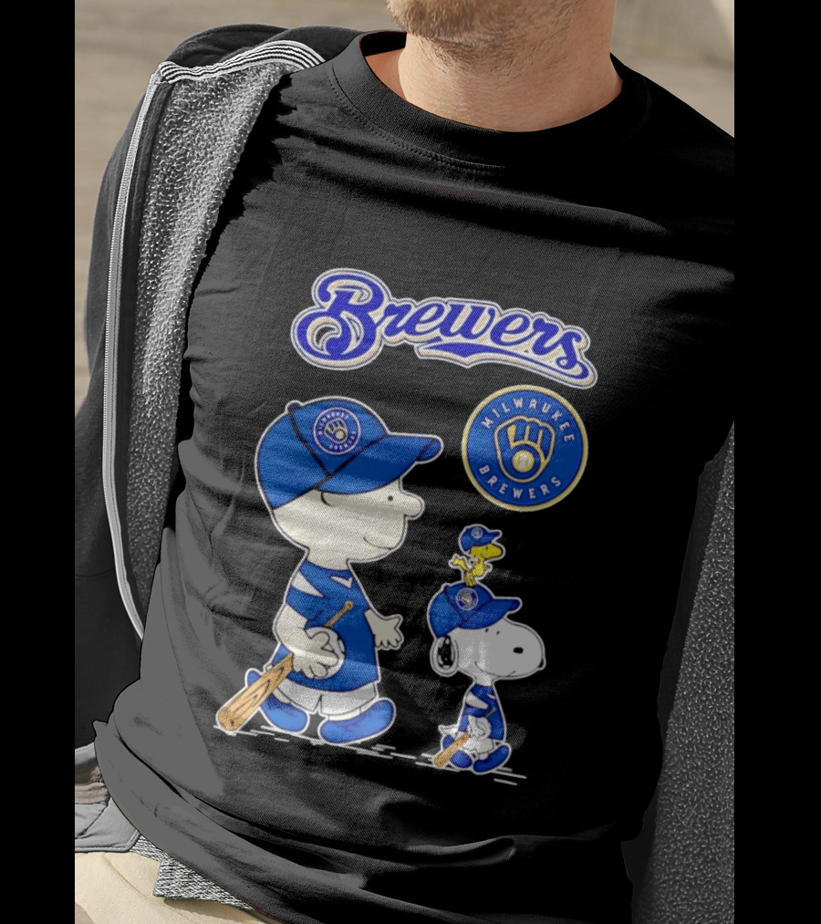 Brewers Charlie Brown Snoopy Woodstock Milwaukee Brewers T-Shirt