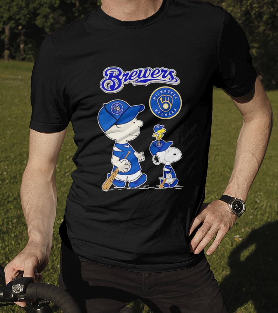 Brewers Charlie Brown Snoopy Woodstock Milwaukee Brewers T-Shirt