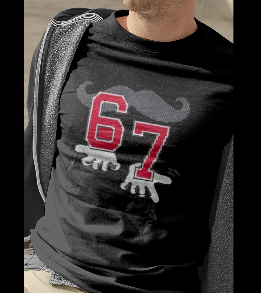 Cincinnati Reds 67 Beard Meme Moustache Hands T-Shirt