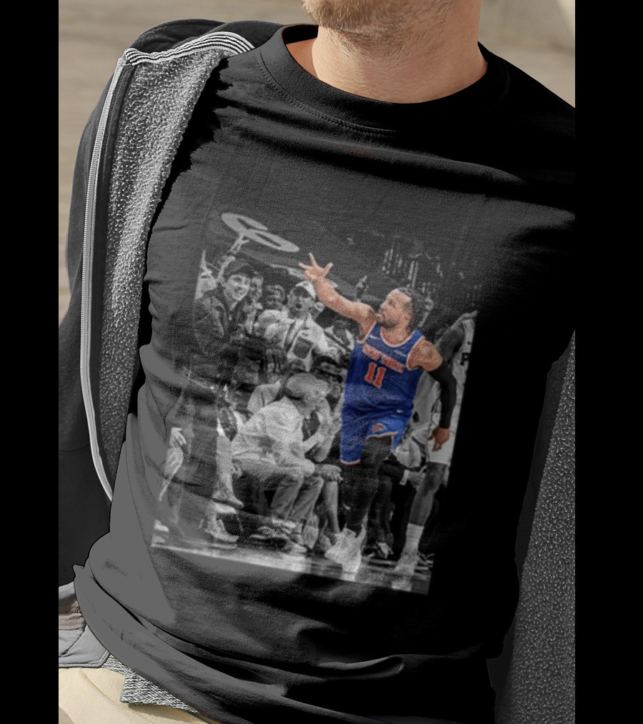 Jalen Brunson New York Knicks Basketball Player Number 11 Action In Game T-Shirt