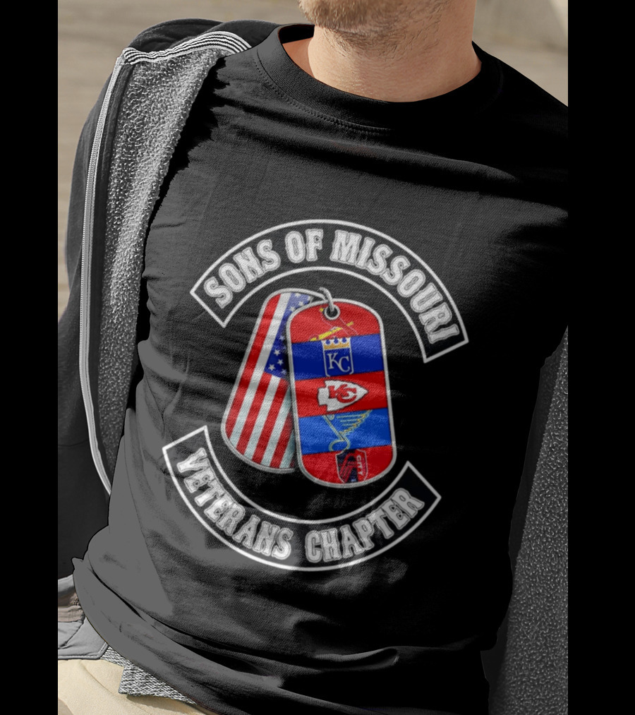 Sons Of Missouri Veterans Chapter Dog Tags KC Chiefs St. Louis Cardinals STL Blues USA Flag T-Shirt