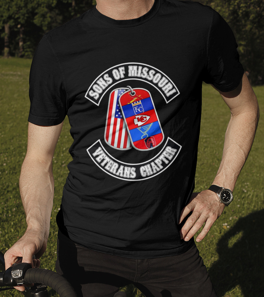 Sons Of Missouri Veterans Chapter Dog Tags KC Chiefs St. Louis Cardinals STL Blues USA Flag T-Shirt