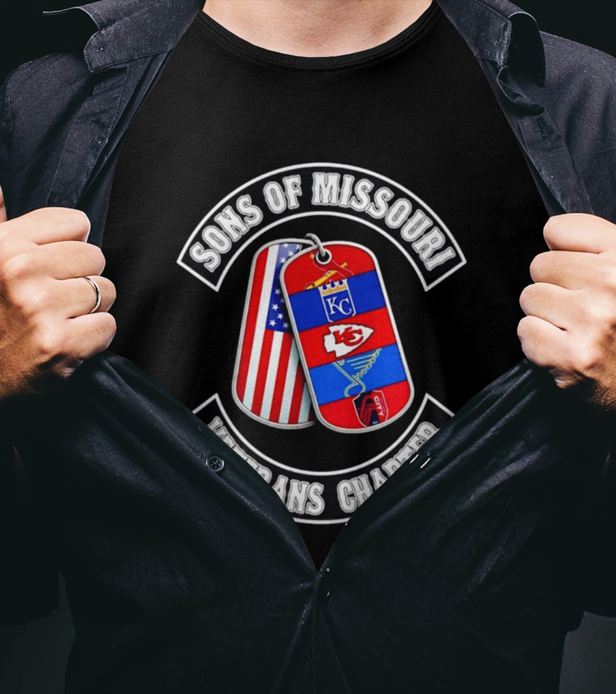 Sons Of Missouri Veterans Chapter Dog Tags KC Chiefs St. Louis Cardinals STL Blues USA Flag T-Shirt