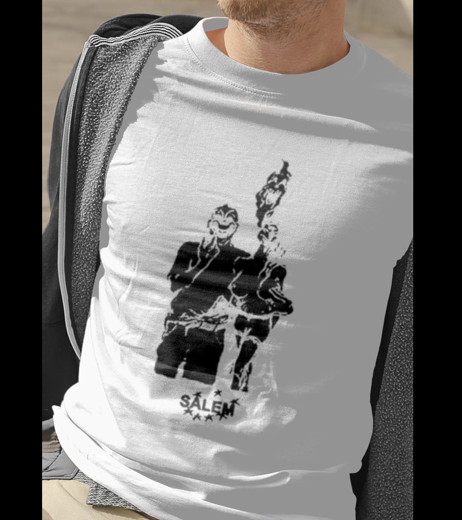 SALEM 2026 Witch Trials Halloween Festival Vintage Lantern T-Shirt