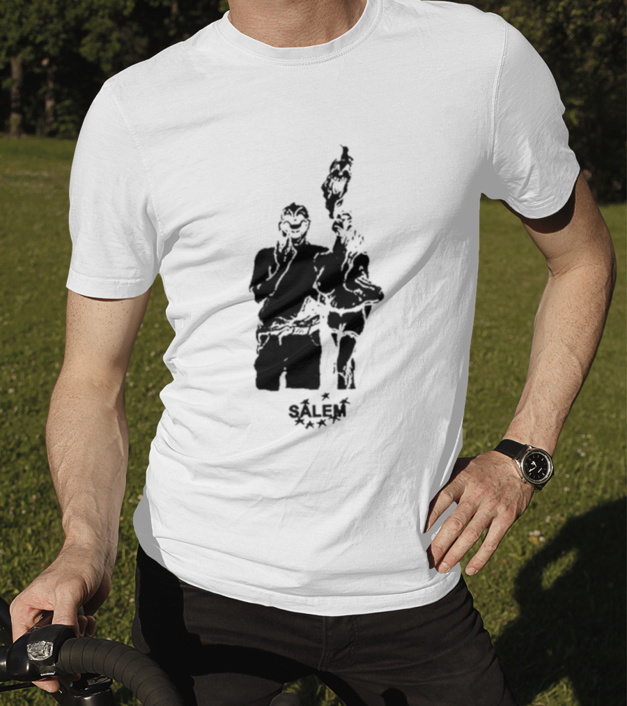 SALEM 2026 Witch Trials Halloween Festival Vintage Lantern T-Shirt