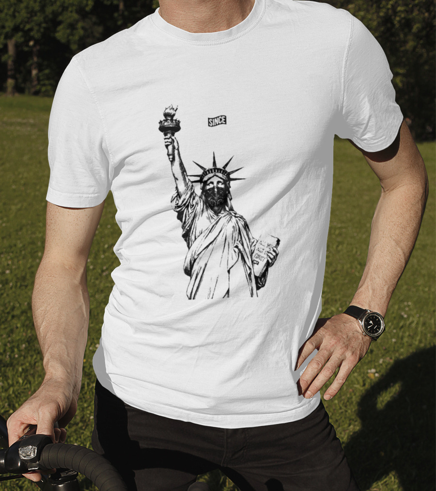 Since 1982 Liberty Statue Vintage New York T-Shirt