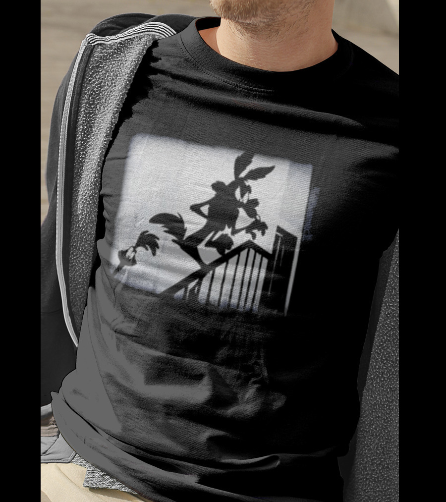 Wilesferatu Wile E. Coyote Road Runner Looney Tunes Silhouette Stairs T-Shirt