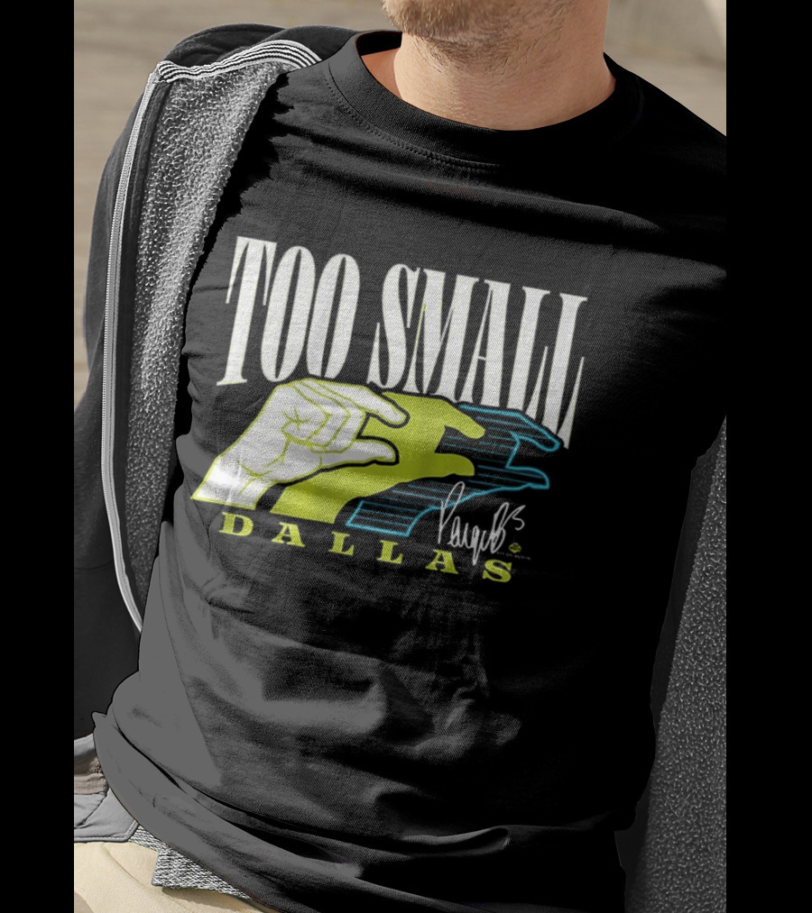 TOO SMALL Hands Paige Bueckers Dallas WNBA T-Shirt