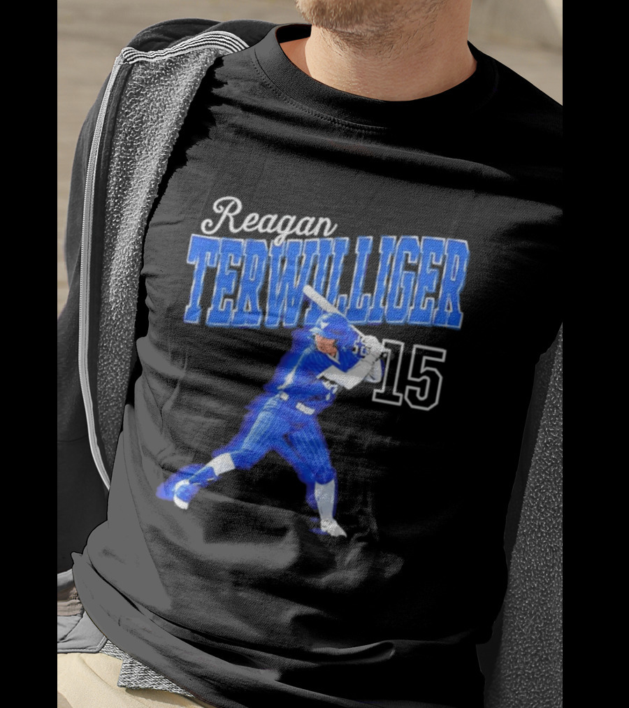 Reagan Terwilliger 15 Buffalo Bulls Softball Player Swing T-Shirt