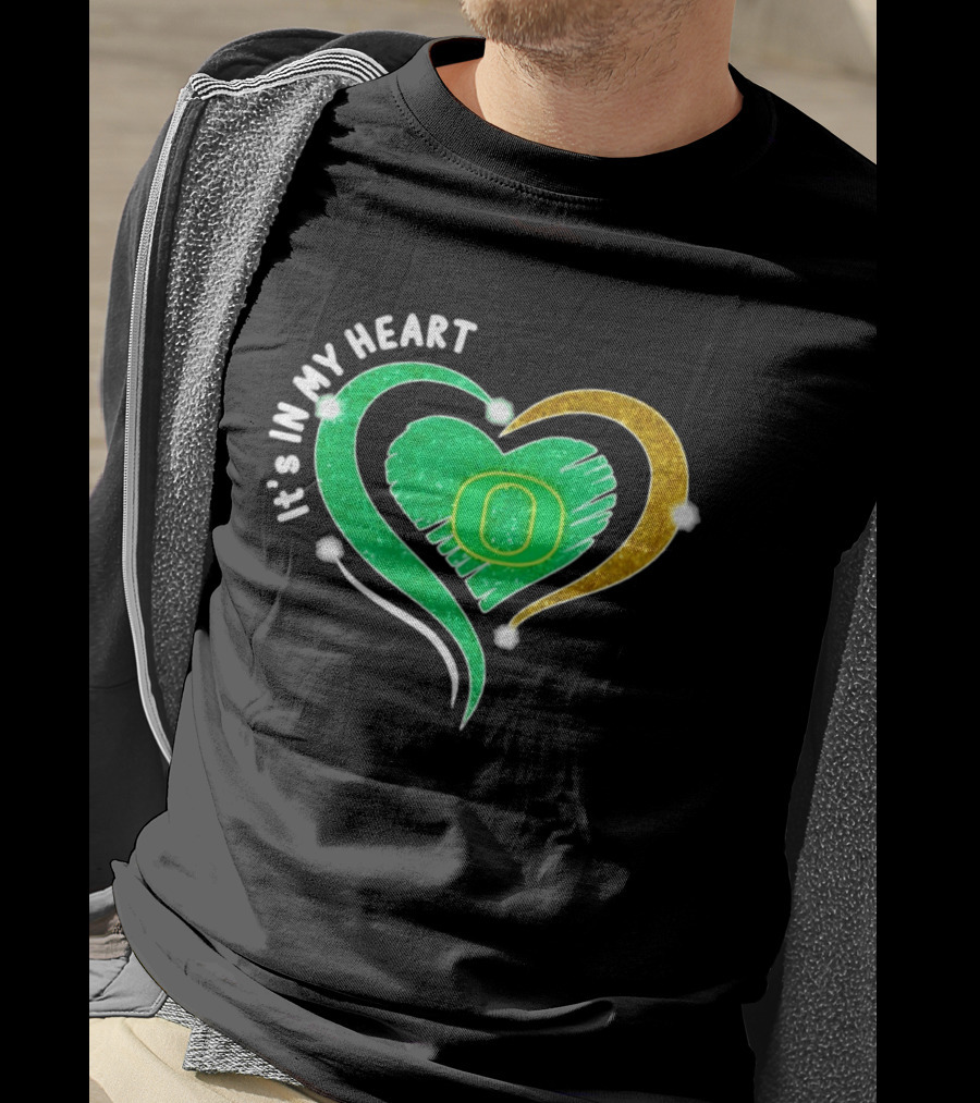 Oregon Ducks Heart 2026 Football Fan Pride T-Shirt