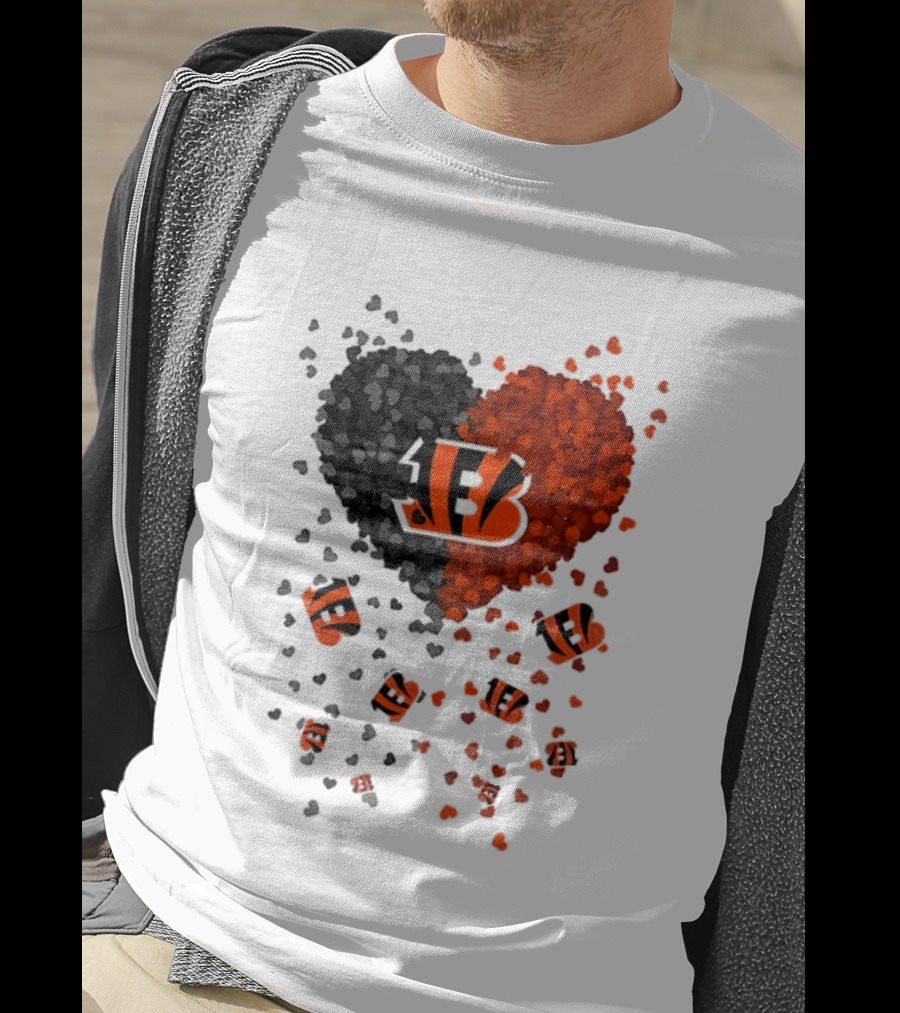 Cincinnati Bengals Heart 2026 Football Fan Love Collection T-Shirt