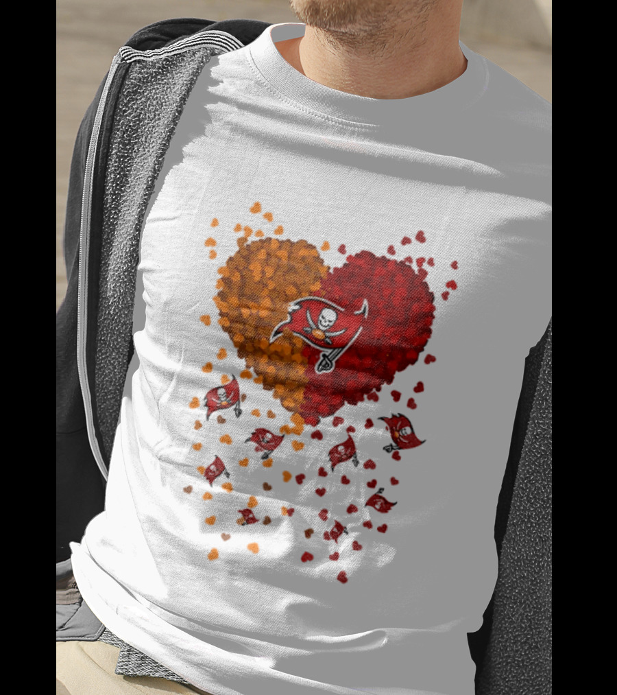 Heart Tampa Bay Buccaneers Football 2026 Iconic Team Spirit T-Shirt