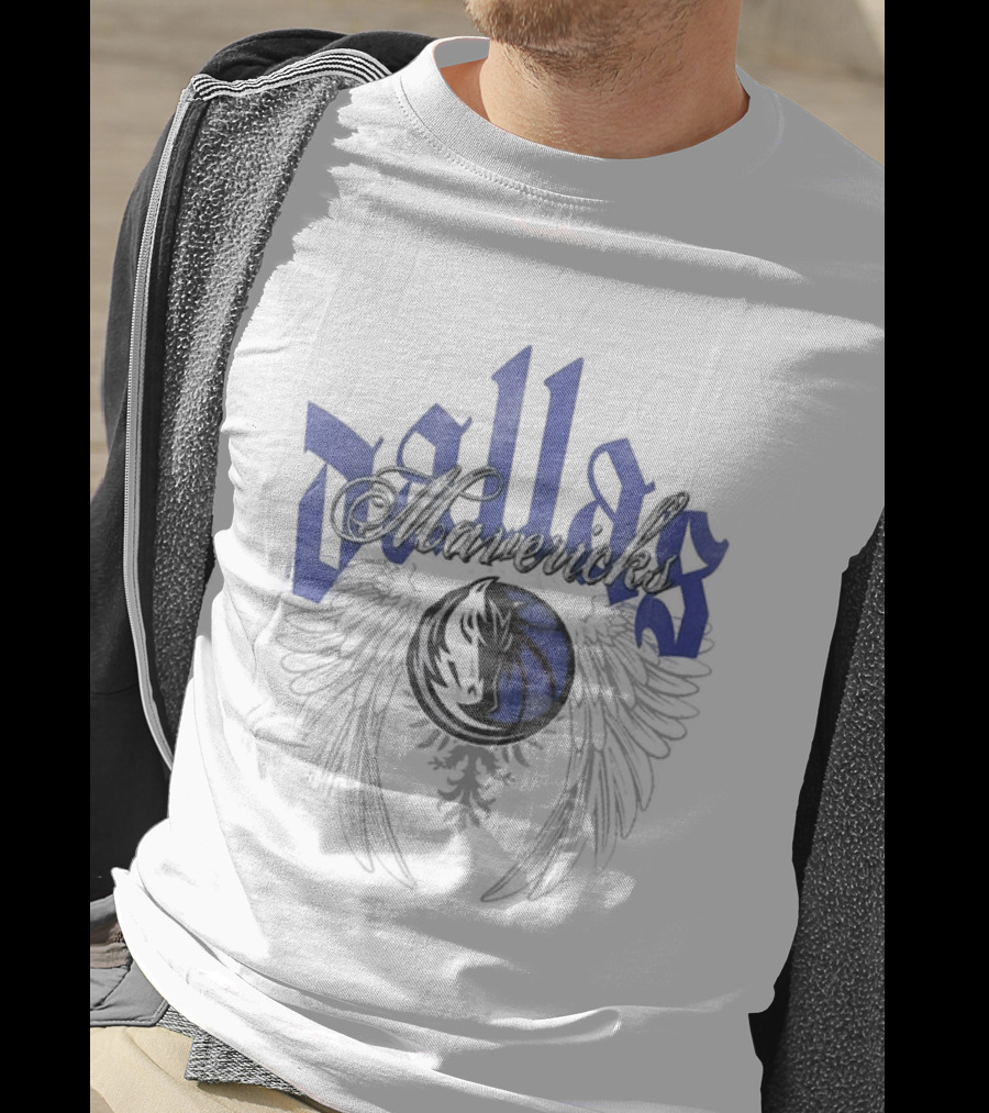 Dallas Mavericks Mitchell & Ness Old English Blue Wings T-Shirt