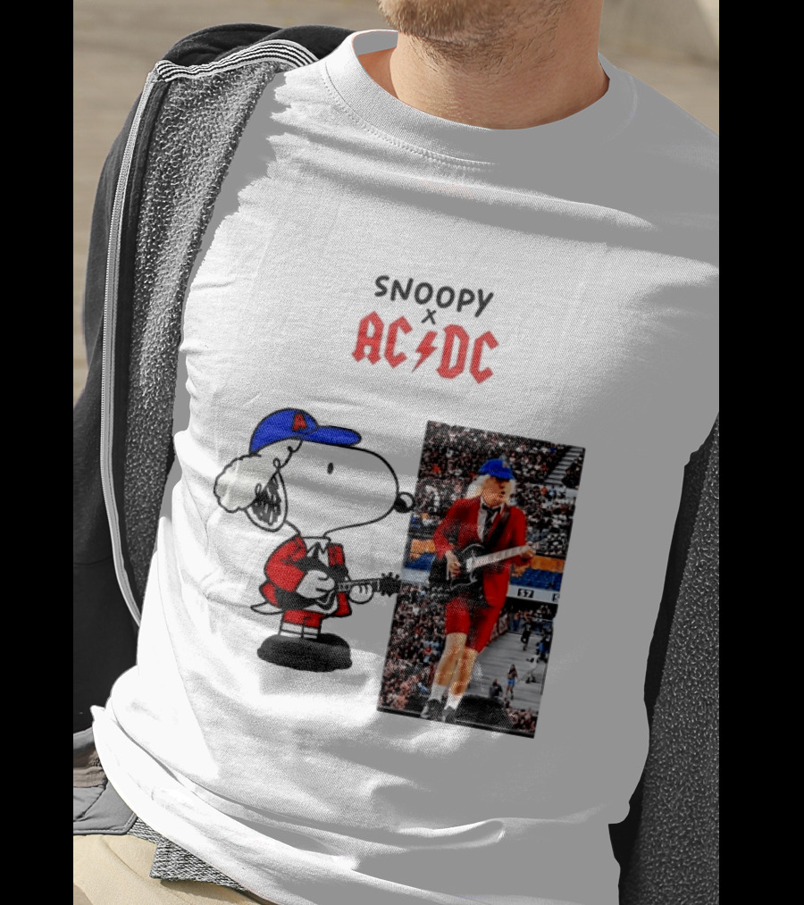 Snoopy Peanuts AC DC Angus Young Rock Concert T-Shirt