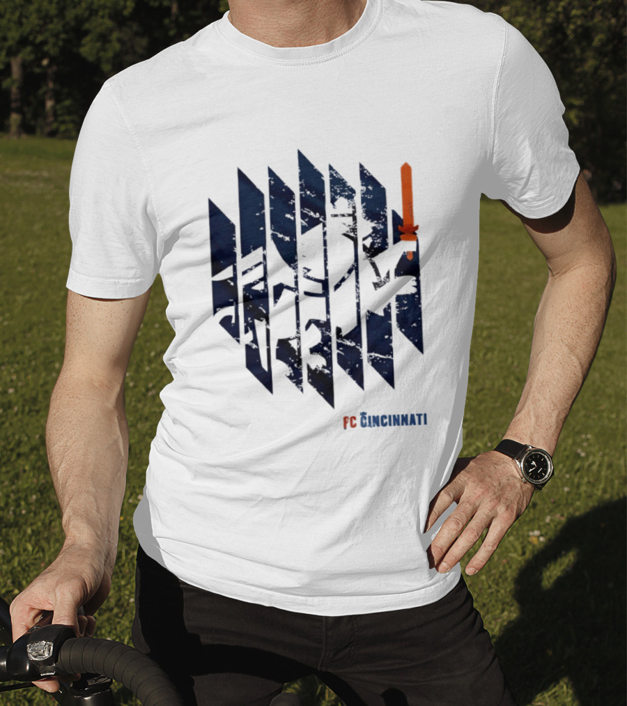 FC Cincinnati Sheared Lion Football Fans Iconic Bold Striped Image T-Shirt