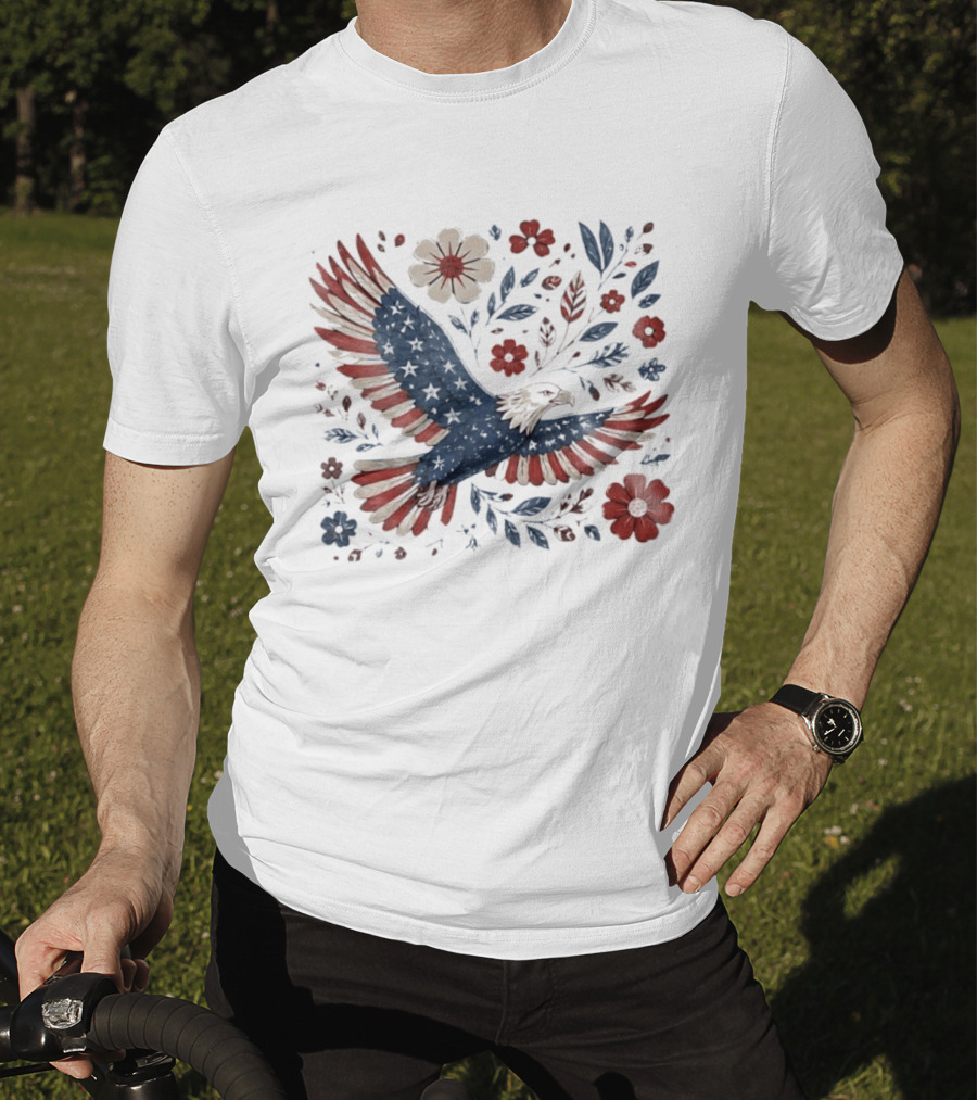 Patriotic Eagle 4th Of July USA 250th Anniversary Freedom Floral T-Shirt
