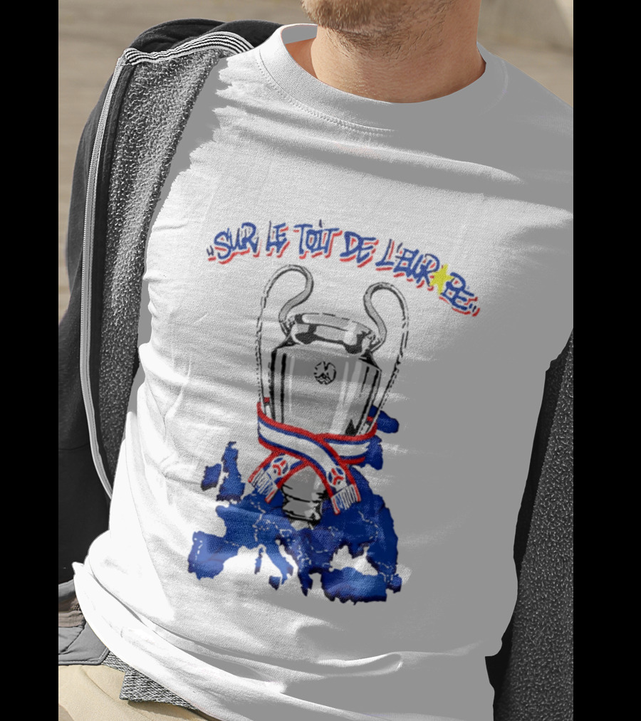 Paris Saint Germain Sur Le Toit De L'Europe 2026 Trophy T-Shirt