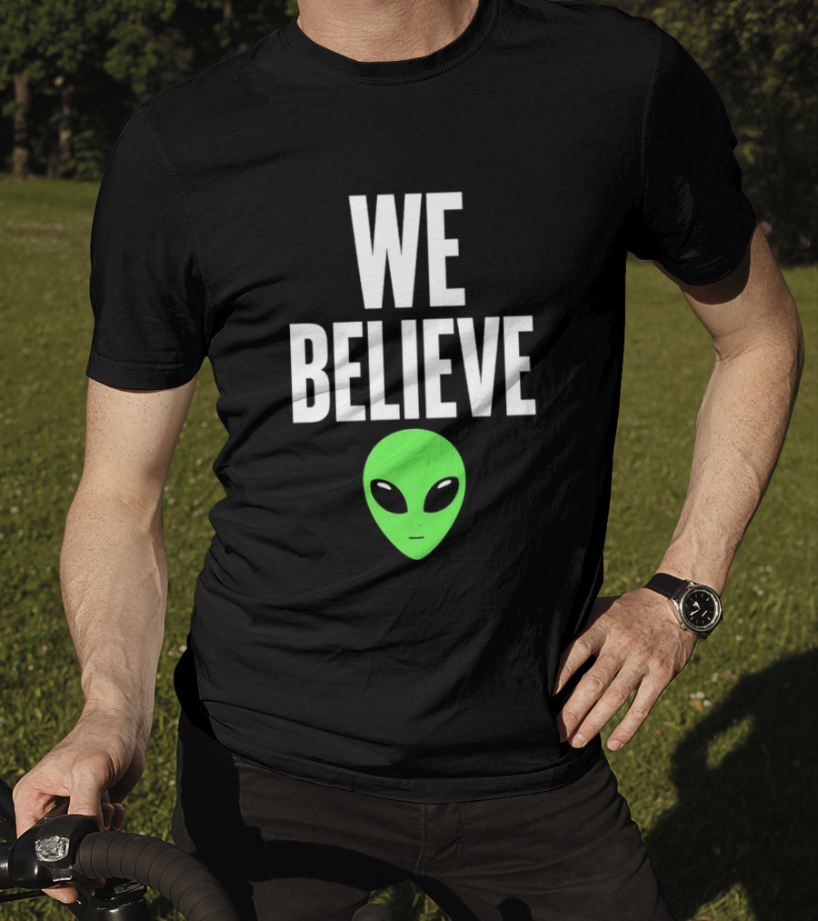 We Believe Alien Green Head Basketball Fans Go Spurs Go T-Shirt