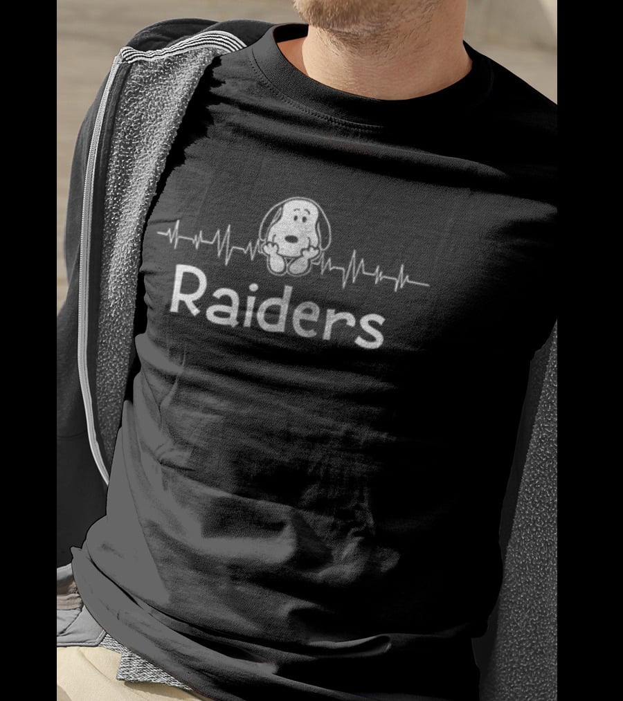 Las Vegas Raiders Peanuts Snoopy Nurse Love T-Shirt