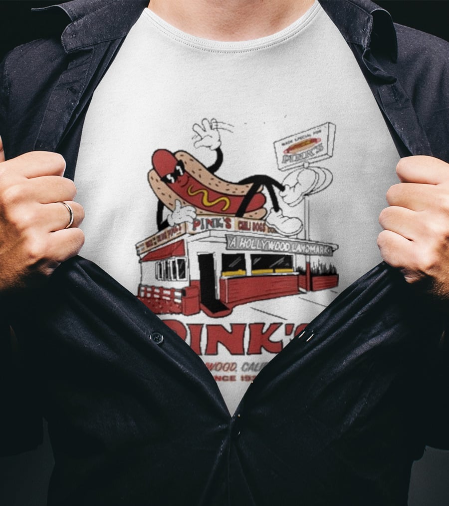 Pink's Hollywood Hot Dogs Established 1939 Iconic Street Scene T-Shirt